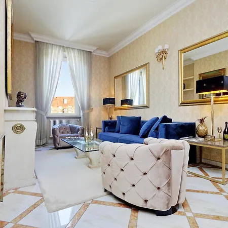 Casa Ricci Marchetti * 로마